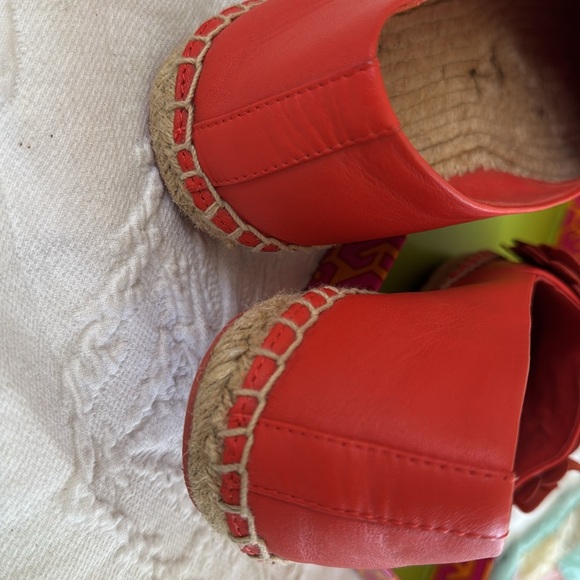 TORY BURCH Red Floral Espadrille Flats.sz 9.5 M - Picture 8 of 9